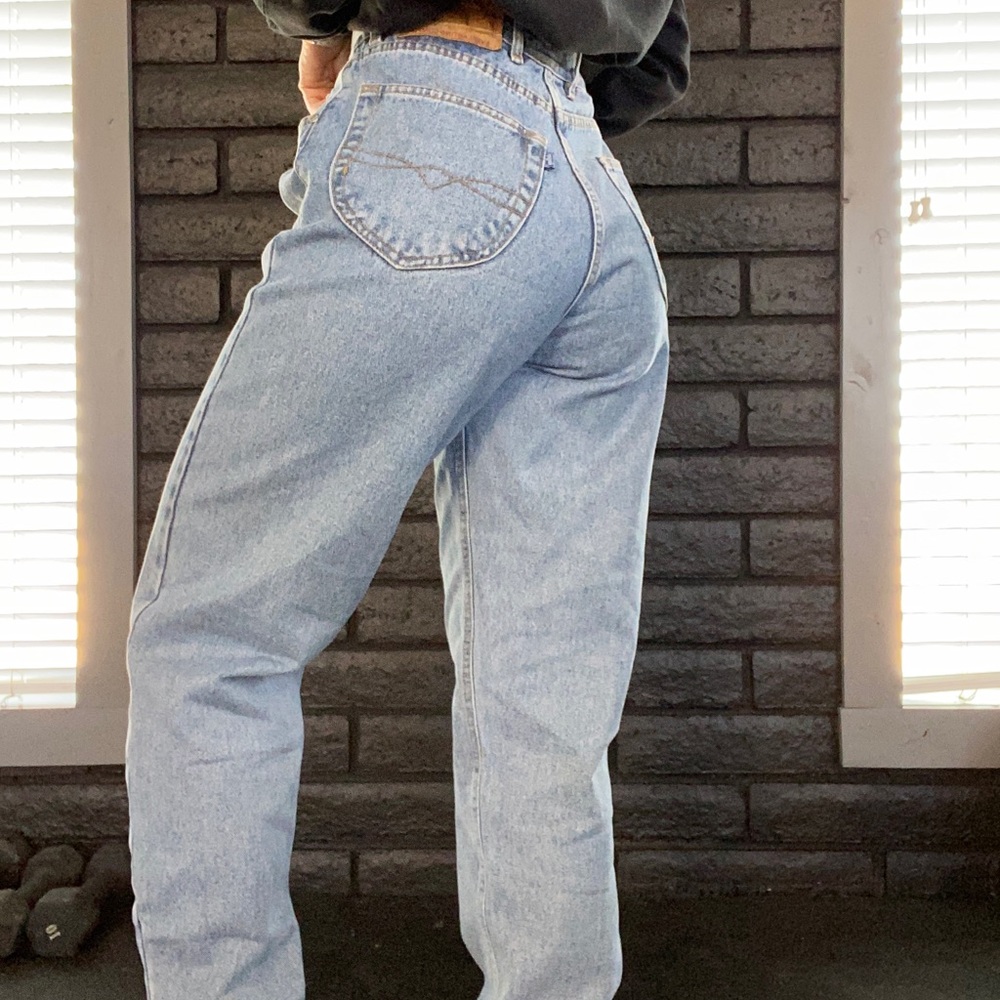 Vintage High Rise Jeans - Picture 8 of 10